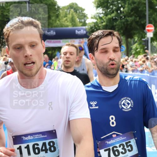 29.06.2025 - hella hamburg halbmarathon Zöllner http://msf.ph/oto/8187432 29.06.2025 10:43:40 Ziel 3116, 4080, 4318, 9114, 12623, 13421, 13996, 14484, 14690, 15328, 15932, 17912, 18449, 18775, 19229 meine-sportfotos.de