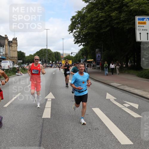 29.06.2025 - hella hamburg halbmarathon Yannick Fuchs http://msf.ph/oto/8187468 29.06.2025 10:30:10 20KM 57, 1344, 1889, 4050, 4740, 4944, 5269, 5554, 6704, 7466, 7867, 10771, 11559, 11898, 12044, 12751, 13798, 14629, 14841, 15390, 15415, 15701, 15931, 15959, 16123, 16177, 16695, 16811, 17022, 17826, 18183, 18220, 18237, 18259 meine-sportfotos.de