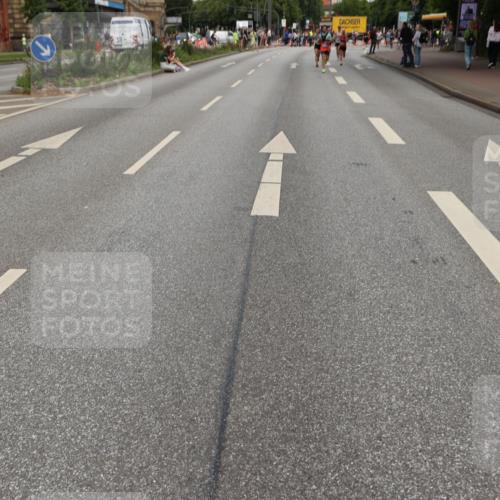 29.06.2025 - hella hamburg halbmarathon Yannick Fuchs http://msf.ph/oto/8187651 29.06.2025 10:30:13 20KM 57, 1344, 1889, 4050, 4740, 4944, 5269, 6032, 6704, 7466, 10771, 10877, 11559, 11898, 12044, 12751, 13252, 13798, 14841, 15390, 15415, 15701, 15931, 15959, 16123, 16695, 17022, 17826, 18183, 18237, 18259, 18841 meine-sportfotos.de