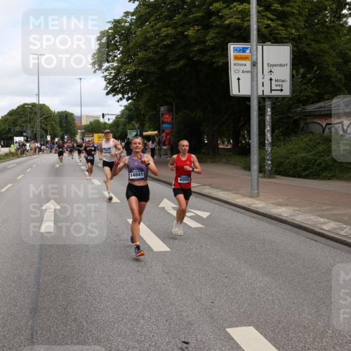 29.06.2025 - hella hamburg halbmarathon Yannick Fuchs http://msf.ph/oto/8187746 29.06.2025 10:30:21 20KM 1889, 3843, 4050, 4062, 6032, 10384, 10877, 12044, 12462, 12514, 13252, 13798, 14789, 14841, 15415, 15701, 15931, 15959, 16123, 18259, 18841 meine-sportfotos.de