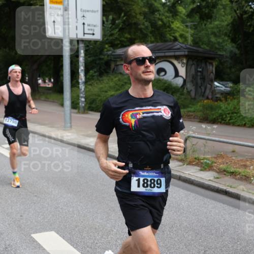 29.06.2025 - hella hamburg halbmarathon Yannick Fuchs http://msf.ph/oto/8187997 29.06.2025 10:30:26 20KM 1889, 3843, 4050, 4062, 6032, 10384, 10477, 10877, 12044, 12462, 12514, 13252, 13798, 14789, 14841, 15161, 15415, 15701, 15931, 15959, 16119, 16123, 17612, 18259, 18841 meine-sportfotos.de