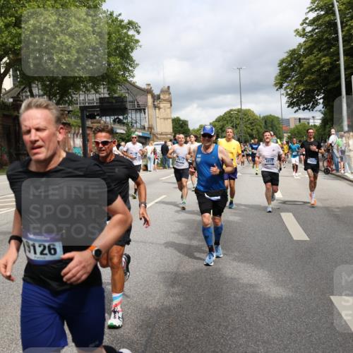 29.06.2025 - hella hamburg halbmarathon Yannick Fuchs http://msf.ph/oto/8188022 29.06.2025 10:43:45 20KM 2013, 2504, 2516, 2592, 2596, 2706, 2878, 2889, 2937, 3060, 3543, 3562, 3692, 4017, 4832, 5460, 5978, 6115, 6158, 7100, 7297, 7332, 7657, 8112, 8437, 8454, 8813, 9038, 9126, 9200, 9463, 9491, 9597, 9619, 9695, 9723, 9924, 9965, 10189, 11339, 11340, 11519, 11819, 11977, 12035, 12271, 12670, 13159, 13233, 13688, 13690, 13976, 14526, 14838, 15519, 15523, 15966, 16114, 16653, 16731, 16738, 16843, 16877, 16891, 17001, 17753, 17908, 18058, 18350, 18842, 18926, 18960, 19109 meine-sportfotos.de