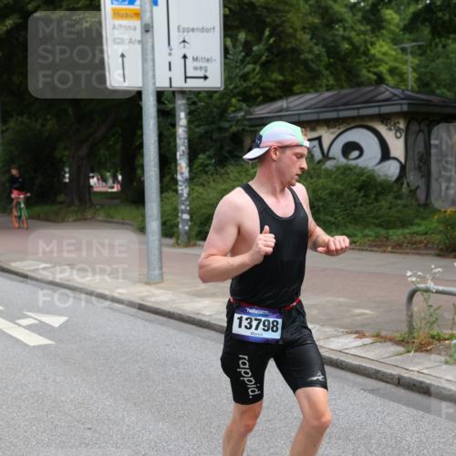 29.06.2025 - hella hamburg halbmarathon Yannick Fuchs http://msf.ph/oto/8188077 29.06.2025 10:30:27 20KM 1889, 3843, 4050, 4062, 6032, 10384, 10477, 10877, 12462, 12514, 13252, 13419, 13798, 14789, 14841, 15161, 15415, 15701, 15931, 15959, 16119, 16123, 17612, 18259, 18841 meine-sportfotos.de