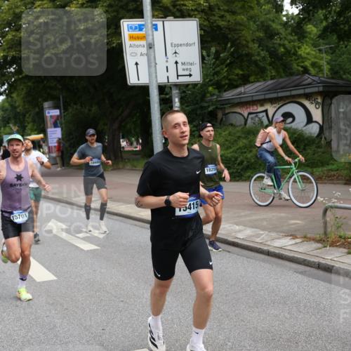 29.06.2025 - hella hamburg halbmarathon Yannick Fuchs http://msf.ph/oto/8188349 29.06.2025 10:30:31 20KM 1889, 3843, 4062, 6032, 10384, 10477, 10877, 12447, 12462, 12488, 12514, 13252, 13343, 13419, 13798, 14789, 14875, 15161, 15415, 15701, 15959, 16119, 16123, 17612, 17691, 18259, 18841 meine-sportfotos.de