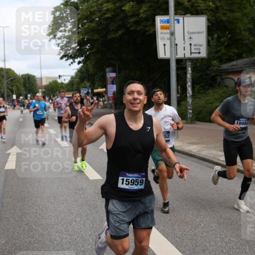29.06.2025 - hella hamburg halbmarathon Yannick Fuchs http://msf.ph/oto/8188517 29.06.2025 10:30:33 20KM 1889, 3843, 4062, 6032, 10384, 10477, 10877, 12447, 12462, 12488, 12514, 13252, 13343, 13419, 13798, 14789, 14875, 15161, 15415, 15701, 15959, 16119, 16123, 17612, 17691, 18259, 18841 meine-sportfotos.de