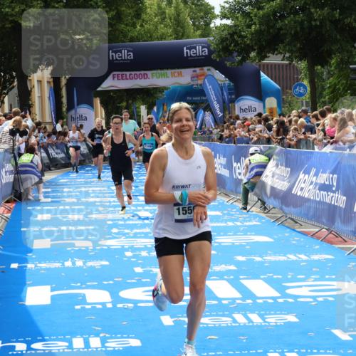 29.06.2025 - hella hamburg halbmarathon Zöllner http://msf.ph/oto/8188899 29.06.2025 10:34:02 Ziel 9345, 9519, 11227, 13493, 13494, 14448, 15268, 15500, 17877 meine-sportfotos.de