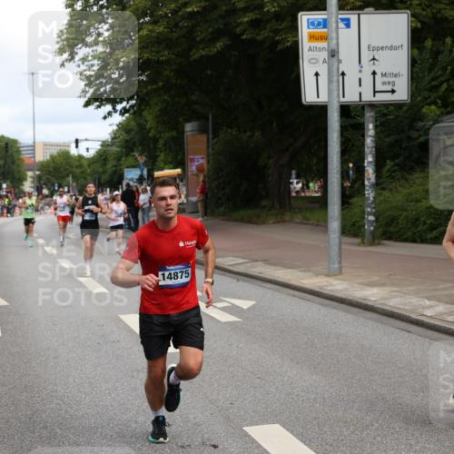 29.06.2025 - hella hamburg halbmarathon Yannick Fuchs http://msf.ph/oto/8189242 29.06.2025 10:30:49 20KM 2399, 2774, 3809, 4062, 6829, 6990, 6993, 10477, 12447, 12488, 13343, 13419, 14601, 14622, 14875, 15115, 15161, 15348, 15621, 16119, 17217, 17329, 17612, 17691, 18156, 18600 meine-sportfotos.de