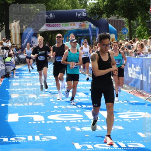 29.06.2025 - hella hamburg halbmarathon Zöllner http://msf.ph/oto/8189307 29.06.2025 10:34:06 Ziel 9345, 9519, 11019, 11202, 11227, 13066, 13493, 13494, 14448, 15268, 16724, 17877 meine-sportfotos.de