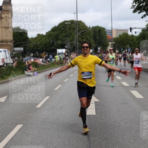 29.06.2025 - hella hamburg halbmarathon Yannick Fuchs http://msf.ph/oto/8189346 29.06.2025 10:30:52 20KM 2399, 2774, 3809, 6829, 6990, 6993, 10477, 10852, 12447, 12488, 13343, 13419, 14601, 14622, 14875, 15115, 15161, 15348, 15621, 16119, 17217, 17329, 17612, 17691, 18156, 18600 meine-sportfotos.de