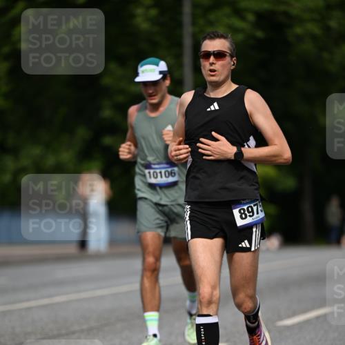 29.06.2025 - hella hamburg halbmarathon Dr. Thomas Lammeyer http://msf.ph/oto/8189386 29.06.2025 09:47:33 Kennedybrücke 1065, 1122, 3075, 3968, 5308, 5344, 7231, 7349, 7793, 8975, 9047, 9079, 10106, 10173, 10790 meine-sportfotos.de