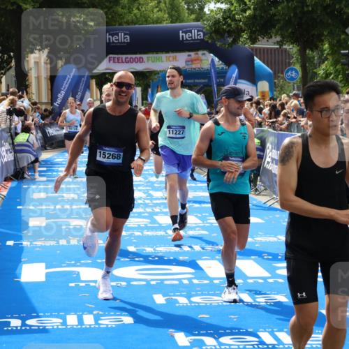 29.06.2025 - hella hamburg halbmarathon Zöllner http://msf.ph/oto/8189434 29.06.2025 10:34:07 Ziel 9345, 9376, 9519, 11019, 11202, 11227, 13066, 13493, 13494, 14448, 15268, 16724, 17751, 17877 meine-sportfotos.de