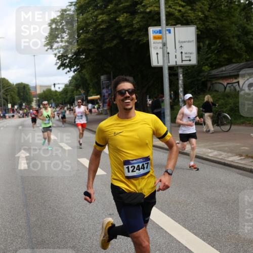 29.06.2025 - hella hamburg halbmarathon Yannick Fuchs http://msf.ph/oto/8189447 29.06.2025 10:30:53 20KM 2399, 2774, 3809, 6829, 6990, 6993, 10852, 12051, 12447, 12488, 13343, 13419, 13991, 14601, 14622, 14875, 15115, 15161, 15348, 15621, 16119, 17217, 17329, 17612, 17691, 18156, 18600 meine-sportfotos.de