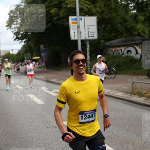 29.06.2025 - hella hamburg halbmarathon Yannick Fuchs http://msf.ph/oto/8189463 29.06.2025 10:30:53 20KM 2399, 2774, 3809, 6829, 6990, 6993, 10852, 12051, 12447, 12488, 13343, 13419, 13991, 14601, 14622, 14875, 15115, 15161, 15348, 15621, 16119, 17217, 17329, 17612, 17691, 18156, 18600 meine-sportfotos.de