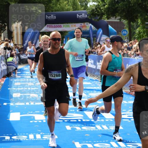 29.06.2025 - hella hamburg halbmarathon Zöllner http://msf.ph/oto/8189478 29.06.2025 10:34:07 Ziel 9345, 9376, 9519, 11019, 11202, 11227, 13066, 13493, 13494, 14448, 15268, 16724, 17751, 17877 meine-sportfotos.de