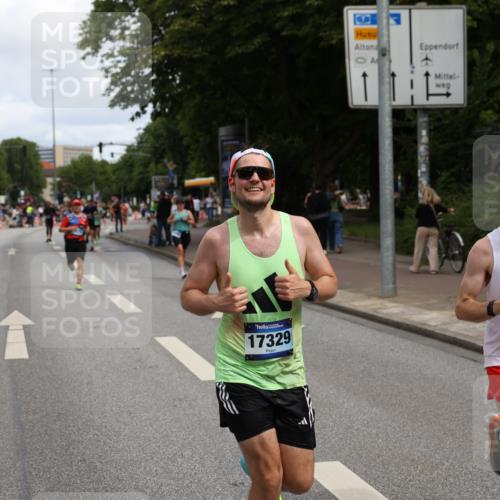 29.06.2025 - hella hamburg halbmarathon Yannick Fuchs http://msf.ph/oto/8189631 29.06.2025 10:30:56 20KM 2399, 2774, 3809, 6829, 6990, 6993, 10852, 12051, 12168, 12447, 12488, 13343, 13419, 13991, 14601, 14622, 14875, 15115, 15348, 15621, 17078, 17217, 17329, 17691, 18156, 18600 meine-sportfotos.de