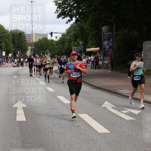 29.06.2025 - hella hamburg halbmarathon Yannick Fuchs http://msf.ph/oto/8189713 29.06.2025 10:30:59 20KM 2399, 2774, 3809, 6829, 6915, 6990, 6993, 10852, 11620, 12051, 12168, 12447, 12488, 13343, 13991, 14601, 14622, 15115, 15348, 15621, 17078, 17217, 17329, 17691, 18156, 18600 meine-sportfotos.de