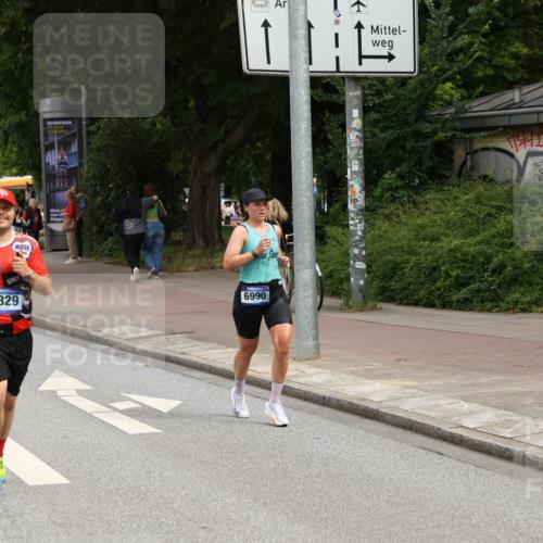 29.06.2025 - hella hamburg halbmarathon Yannick Fuchs http://msf.ph/oto/8189750 29.06.2025 10:30:59 20KM 2399, 2774, 3809, 6829, 6915, 6990, 6993, 10852, 11620, 12051, 12168, 12447, 12488, 13343, 13991, 14601, 14622, 15115, 15348, 15621, 17078, 17217, 17329, 17691, 18156, 18600 meine-sportfotos.de