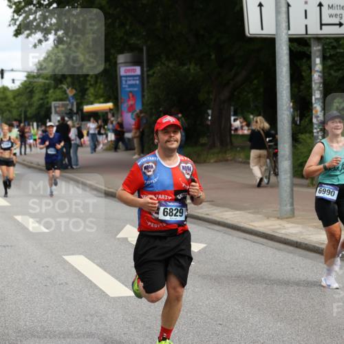29.06.2025 - hella hamburg halbmarathon Yannick Fuchs http://msf.ph/oto/8189785 29.06.2025 10:31:00 20KM 2399, 2774, 3809, 6829, 6915, 6990, 6993, 10404, 10852, 11304, 11620, 12051, 12168, 12447, 12488, 12916, 13991, 14075, 14601, 14622, 15115, 15348, 15621, 16158, 17078, 17217, 17329, 17691, 18156, 18600 meine-sportfotos.de