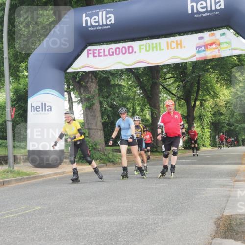 29.06.2025 - hella hamburg halbmarathon KatJ http://msf.ph/oto/8189799 29.06.2025 09:26:22 Zwischen KM18-KM19  meine-sportfotos.de