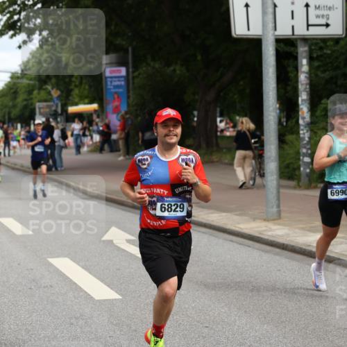 29.06.2025 - hella hamburg halbmarathon Yannick Fuchs http://msf.ph/oto/8189849 29.06.2025 10:31:00 20KM 2399, 2774, 3809, 6829, 6915, 6990, 6993, 10404, 10852, 11304, 11620, 12051, 12168, 12447, 12488, 12916, 13991, 14075, 14601, 14622, 15115, 15348, 15621, 16158, 17078, 17217, 17329, 17691, 18156, 18600 meine-sportfotos.de