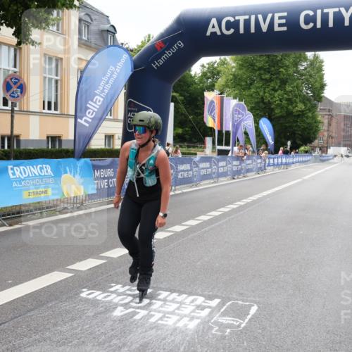 29.06.2025 - hella hamburg halbmarathon Strokosch-Dieckow http://msf.ph/oto/8189922 29.06.2025 09:29:58 Ziel 20028 meine-sportfotos.de