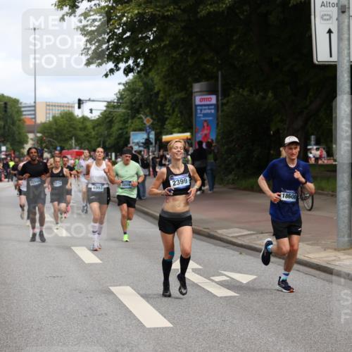 29.06.2025 - hella hamburg halbmarathon Yannick Fuchs http://msf.ph/oto/8189931 29.06.2025 10:31:03 20KM 2121, 2399, 2774, 3809, 6829, 6915, 6990, 6993, 10404, 10852, 11304, 11620, 12051, 12168, 12916, 13991, 14075, 14601, 14622, 15115, 15348, 15621, 16158, 17078, 17217, 17329, 18156, 18600 meine-sportfotos.de