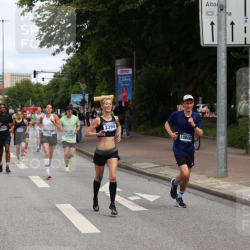 29.06.2025 - hella hamburg halbmarathon Yannick Fuchs http://msf.ph/oto/8189936 29.06.2025 10:31:03 20KM 2121, 2399, 2774, 3809, 6829, 6915, 6990, 6993, 10404, 10852, 11304, 11620, 12051, 12168, 12916, 13991, 14075, 14601, 14622, 15115, 15348, 15621, 16158, 17078, 17217, 17329, 18156, 18600 meine-sportfotos.de