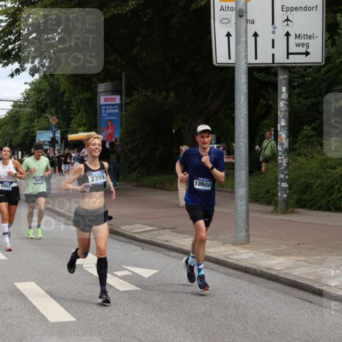 29.06.2025 - hella hamburg halbmarathon Yannick Fuchs http://msf.ph/oto/8189952 29.06.2025 10:31:03 20KM 2121, 2399, 2774, 3809, 6829, 6915, 6990, 6993, 10404, 10852, 11304, 11620, 12051, 12168, 12916, 13991, 14075, 14601, 14622, 15115, 15348, 15621, 16158, 17078, 17217, 17329, 18156, 18600 meine-sportfotos.de