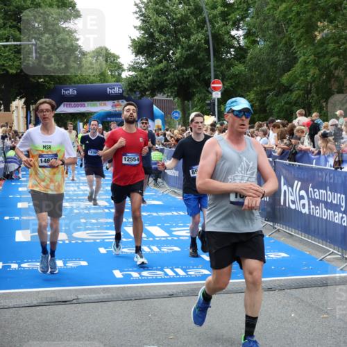 29.06.2025 - hella hamburg halbmarathon Zöllner http://msf.ph/oto/8190043 29.06.2025 10:44:36 Ziel 1468, 2365, 2402, 3305, 5476, 6495, 7322, 7710, 8928, 12554, 12711, 14351, 14464, 14667, 14798, 14816, 15862, 16224, 17097, 17729, 18539, 18560, 18765 meine-sportfotos.de