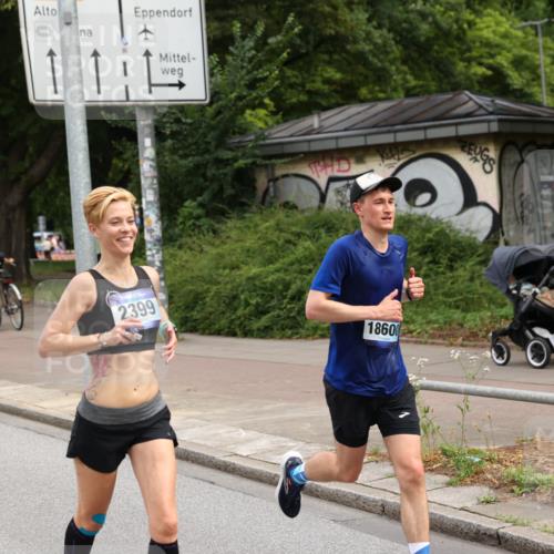 29.06.2025 - hella hamburg halbmarathon Yannick Fuchs http://msf.ph/oto/8190101 29.06.2025 10:31:05 20KM 2121, 2399, 2774, 3809, 6829, 6915, 6990, 6993, 10404, 10852, 11304, 11620, 12051, 12168, 12916, 13991, 14075, 14601, 14622, 15115, 15348, 15621, 16158, 17078, 17217, 18156, 18600 meine-sportfotos.de