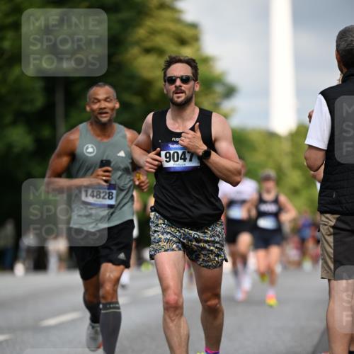 29.06.2025 - hella hamburg halbmarathon Dr. Thomas Lammeyer http://msf.ph/oto/8190356 29.06.2025 09:47:36 Kennedybrücke 1065, 1122, 2879, 3075, 3968, 4678, 5308, 5344, 7231, 7349, 7793, 8975, 9047, 10106, 10173, 10790 meine-sportfotos.de