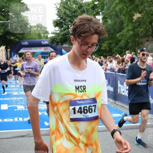 29.06.2025 - hella hamburg halbmarathon Zöllner http://msf.ph/oto/8190375 29.06.2025 10:44:38 Ziel 1468, 1782, 2365, 2402, 3305, 4991, 5476, 6490, 6495, 7322, 7710, 10669, 12711, 14351, 14464, 14798, 14816, 15862, 16224, 17097, 18107, 18464, 18539, 18560, 18765, 18868, 19206 meine-sportfotos.de