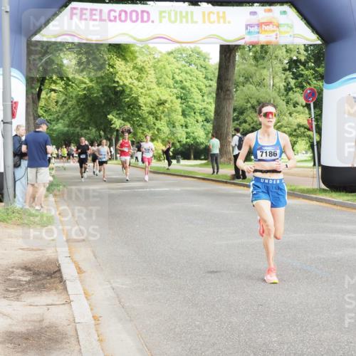 29.06.2025 - hella hamburg halbmarathon MichiJ http://msf.ph/oto/8190418 29.06.2025 10:19:37 Zwischen KM18-KM19 3189, 5308, 7186, 10173, 16713 meine-sportfotos.de