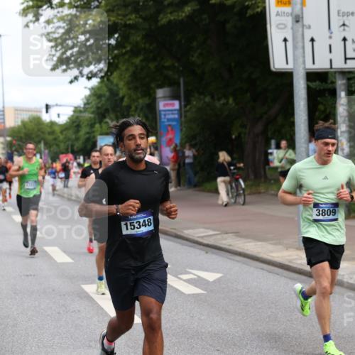 29.06.2025 - hella hamburg halbmarathon Yannick Fuchs http://msf.ph/oto/8190594 29.06.2025 10:31:07 20KM 2121, 2399, 2774, 3809, 6829, 6915, 6990, 6993, 10404, 10852, 11304, 11620, 12051, 12168, 12916, 13991, 14075, 14601, 14622, 15348, 15621, 16158, 17078, 17217, 18156, 18600 meine-sportfotos.de