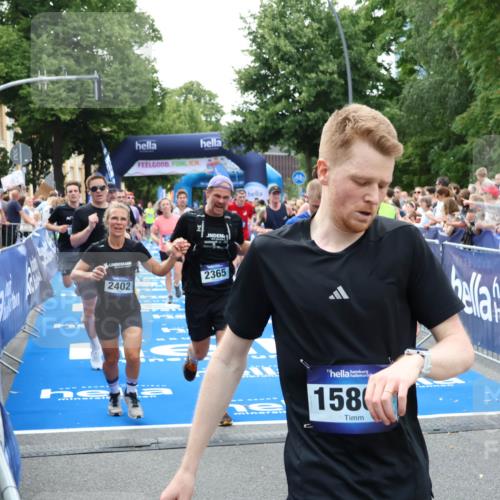 29.06.2025 - hella hamburg halbmarathon Zöllner http://msf.ph/oto/8190775 29.06.2025 10:44:43 Ziel 1782, 2365, 2402, 4991, 5476, 6490, 6495, 10669, 12711, 14351, 14798, 14816, 15185, 15233, 16224, 17251, 18107, 18437, 18464, 18539, 18560, 18868, 19206 meine-sportfotos.de