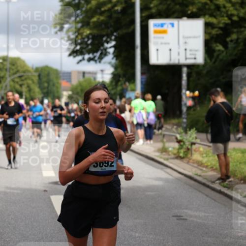 29.06.2025 - hella hamburg halbmarathon Yannick Fuchs http://msf.ph/oto/8190814 29.06.2025 10:43:56 20KM 2516, 2788, 2878, 3414, 3543, 3562, 3692, 4247, 4832, 5447, 5978, 6115, 6125, 6282, 7100, 7332, 7657, 8437, 8454, 8576, 8689, 8813, 8921, 9200, 9491, 9551, 9597, 9723, 9924, 9965, 10189, 11339, 11819, 11975, 12035, 12203, 12271, 13159, 13225, 13690, 13976, 14562, 14794, 14838, 15519, 15620, 15966, 16403, 16653, 16738, 16843, 16877, 16891, 17001, 17282, 17753, 17908, 18058, 18350, 18926, 18960, 19109 meine-sportfotos.de