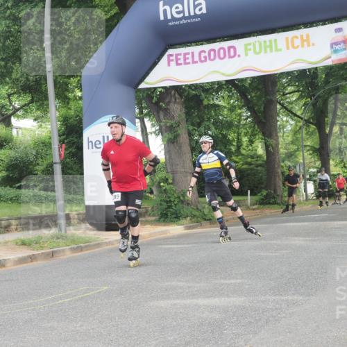 29.06.2025 - hella hamburg halbmarathon KatJ http://msf.ph/oto/8190870 29.06.2025 09:26:30 Zwischen KM18-KM19  meine-sportfotos.de