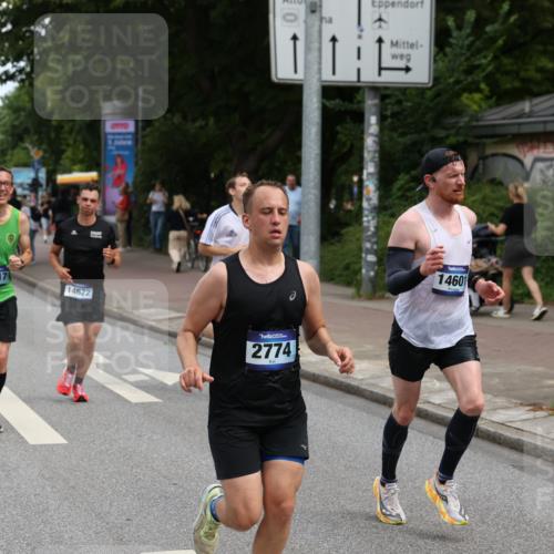 29.06.2025 - hella hamburg halbmarathon Yannick Fuchs http://msf.ph/oto/8190887 29.06.2025 10:31:08 20KM 1571, 2121, 2399, 2774, 3809, 6829, 6915, 6990, 6993, 10404, 10852, 11120, 11304, 11620, 12051, 12168, 12916, 13991, 14075, 14601, 14622, 15348, 15621, 16158, 17078, 17217, 18156, 18600 meine-sportfotos.de