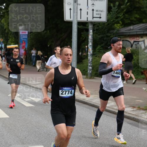 29.06.2025 - hella hamburg halbmarathon Yannick Fuchs http://msf.ph/oto/8190892 29.06.2025 10:31:08 20KM 1571, 2121, 2399, 2774, 3809, 6829, 6915, 6990, 6993, 10404, 10852, 11120, 11304, 11620, 12051, 12168, 12916, 13991, 14075, 14601, 14622, 15348, 15621, 16158, 17078, 17217, 18156, 18600 meine-sportfotos.de