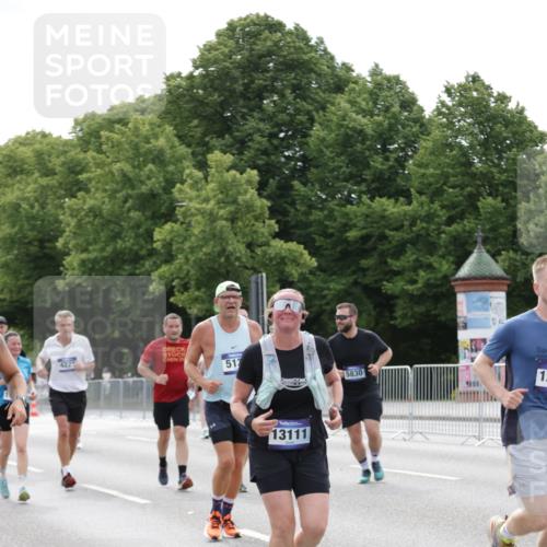 29.06.2025 - hella hamburg halbmarathon Jannik Wohlers http://msf.ph/oto/8191110 29.06.2025 10:24:11 Lombardsbrücke 1064, 1352, 1395, 2280, 2944, 3053, 3099, 3113, 3132, 3421, 3786, 4111, 4221, 4464, 5138, 5829, 5830, 6261, 6570, 7975, 10907, 11651, 11816, 11817, 12070, 12303, 13111, 13113, 13380, 13573, 13638, 14143, 15796, 15975, 18077, 18105, 19080 meine-sportfotos.de