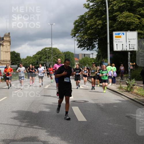29.06.2025 - hella hamburg halbmarathon Yannick Fuchs http://msf.ph/oto/8191325 29.06.2025 10:43:58 20KM 2516, 2788, 2878, 3414, 3543, 3562, 3692, 4247, 5447, 5978, 6115, 6125, 6282, 7100, 7332, 7657, 8437, 8454, 8576, 8689, 8813, 8899, 8921, 9031, 9200, 9491, 9551, 9597, 9723, 9965, 10189, 10480, 11339, 11975, 12035, 12203, 12271, 12733, 13159, 13225, 13463, 13690, 13976, 14562, 14794, 14838, 15519, 15620, 15966, 16403, 16738, 16843, 16877, 17001, 17282, 17753, 17908, 18350, 18926, 18960, 19109 meine-sportfotos.de