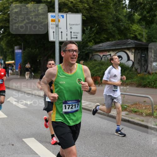 29.06.2025 - hella hamburg halbmarathon Yannick Fuchs http://msf.ph/oto/8191340 29.06.2025 10:31:10 20KM 1571, 2121, 2399, 2774, 3809, 3959, 6915, 6993, 7831, 9313, 10404, 10852, 11120, 11304, 11620, 12051, 12168, 12916, 13991, 14075, 14601, 14622, 15348, 15621, 16158, 17078, 17217, 18156, 18600 meine-sportfotos.de