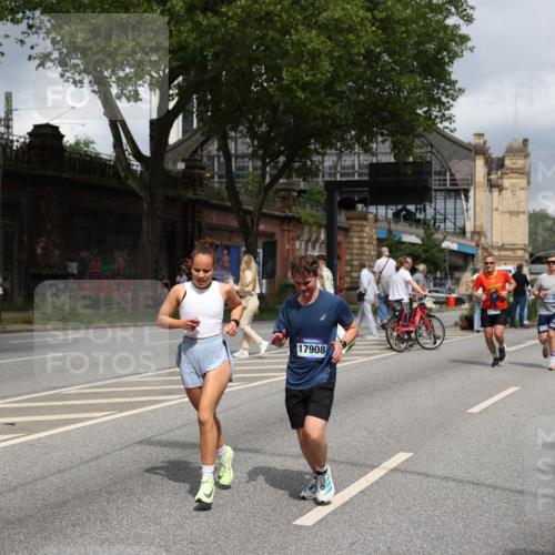 29.06.2025 - hella hamburg halbmarathon Yannick Fuchs http://msf.ph/oto/8191449 29.06.2025 10:43:59 20KM 1216, 2516, 2788, 2878, 3414, 3543, 3562, 3692, 4247, 4933, 5447, 5978, 6115, 6125, 6282, 7100, 7332, 7657, 8437, 8454, 8576, 8689, 8813, 8899, 8921, 9031, 9200, 9491, 9551, 9597, 9723, 9965, 10189, 10480, 11339, 11975, 12035, 12203, 12271, 12733, 13159, 13225, 13463, 13690, 13976, 14562, 14794, 14838, 15519, 15620, 15966, 16403, 16738, 16843, 16877, 16887, 17001, 17282, 17908, 18350, 18451, 18926, 18960, 19109 meine-sportfotos.de