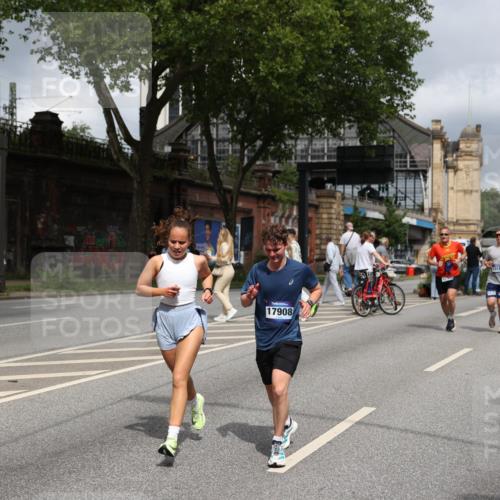 29.06.2025 - hella hamburg halbmarathon Yannick Fuchs http://msf.ph/oto/8191493 29.06.2025 10:43:59 20KM 1216, 2516, 2788, 2878, 3414, 3543, 3562, 3692, 4247, 4933, 5447, 5978, 6115, 6125, 6282, 7100, 7332, 7657, 8437, 8454, 8576, 8689, 8813, 8899, 8921, 9031, 9200, 9491, 9551, 9597, 9723, 9965, 10189, 10480, 11339, 11975, 12035, 12203, 12271, 12733, 13159, 13225, 13463, 13690, 13976, 14562, 14794, 14838, 15519, 15620, 15966, 16403, 16738, 16843, 16877, 16887, 17001, 17282, 17908, 18350, 18451, 18926, 18960, 19109 meine-sportfotos.de