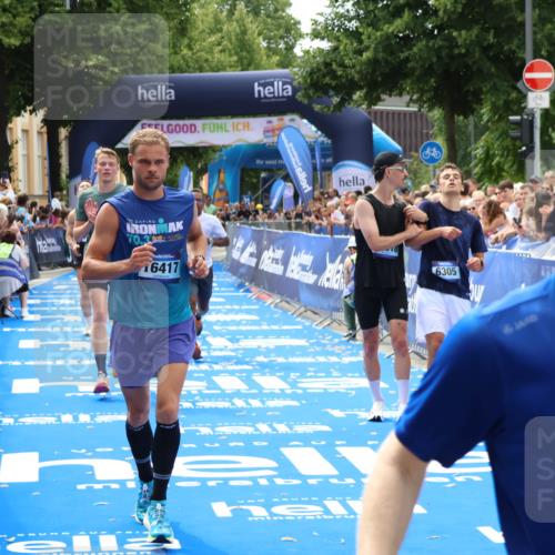 29.06.2025 - hella hamburg halbmarathon Zöllner http://msf.ph/oto/8191567 29.06.2025 10:34:30 Ziel 1644, 5550, 6305, 7534, 9686, 13618, 16417, 18099 meine-sportfotos.de