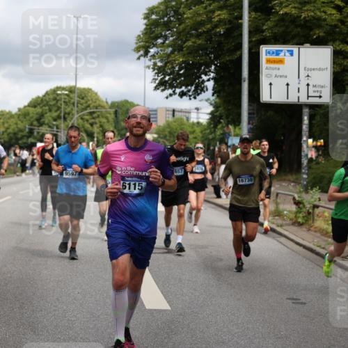 29.06.2025 - hella hamburg halbmarathon Yannick Fuchs http://msf.ph/oto/8191840 29.06.2025 10:44:01 20KM 1216, 2020, 2516, 2788, 2878, 3414, 3543, 3562, 3692, 3852, 4247, 4933, 5447, 5978, 6115, 6125, 6282, 7100, 7657, 8454, 8576, 8689, 8813, 8899, 8921, 9031, 9200, 9303, 9491, 9551, 9597, 9723, 9965, 10189, 10480, 11339, 11975, 12035, 12203, 12271, 12733, 13159, 13225, 13463, 13690, 13976, 14562, 14794, 14838, 15519, 15620, 15966, 16000, 16403, 16738, 16843, 16877, 16887, 17001, 17282, 17908, 18229, 18350, 18451, 18926, 18960 meine-sportfotos.de