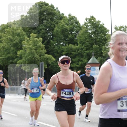 29.06.2025 - hella hamburg halbmarathon Jannik Wohlers http://msf.ph/oto/8191899 29.06.2025 10:24:16 Lombardsbrücke 1352, 1395, 2108, 2280, 2944, 3053, 3099, 3113, 3132, 3421, 4111, 4221, 4444, 5138, 5829, 5830, 6261, 6570, 10907, 11651, 11816, 11817, 12070, 12303, 13111, 13113, 13638, 14898, 15124, 15796, 15975, 17535, 18105, 19080 meine-sportfotos.de