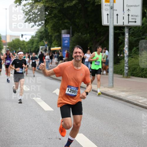 29.06.2025 - hella hamburg halbmarathon Yannick Fuchs http://msf.ph/oto/8192166 29.06.2025 10:31:16 20KM 1385, 1571, 2121, 2774, 3959, 5961, 6915, 7831, 8084, 8121, 9313, 10404, 10852, 11120, 11304, 11620, 12051, 12168, 12916, 13991, 14075, 14622, 15621, 16158, 17078, 17192, 18038, 18156, 18733 meine-sportfotos.de