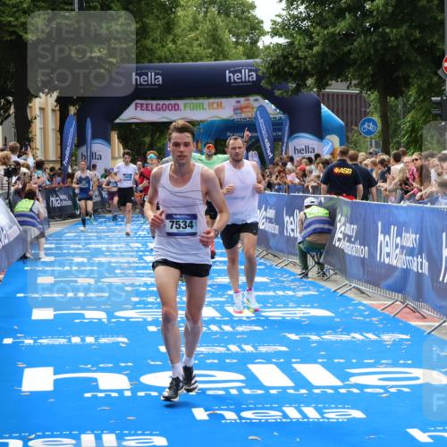 29.06.2025 - hella hamburg halbmarathon Zöllner http://msf.ph/oto/8192247 29.06.2025 10:34:37 Ziel 16148, 1644, 7534, 11230, 11661, 13618, 15887, 16148, 18026 meine-sportfotos.de