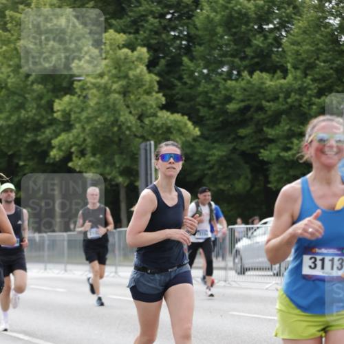 29.06.2025 - hella hamburg halbmarathon Jannik Wohlers http://msf.ph/oto/8192321 29.06.2025 10:24:18 Lombardsbrücke 1352, 1395, 2108, 2249, 2280, 2944, 3053, 3099, 3113, 3132, 3421, 4111, 4221, 4444, 5126, 5138, 5829, 5830, 6261, 6570, 10907, 11651, 11816, 11817, 12070, 12303, 13111, 13113, 13638, 14898, 15124, 15796, 15975, 17535, 18105 meine-sportfotos.de